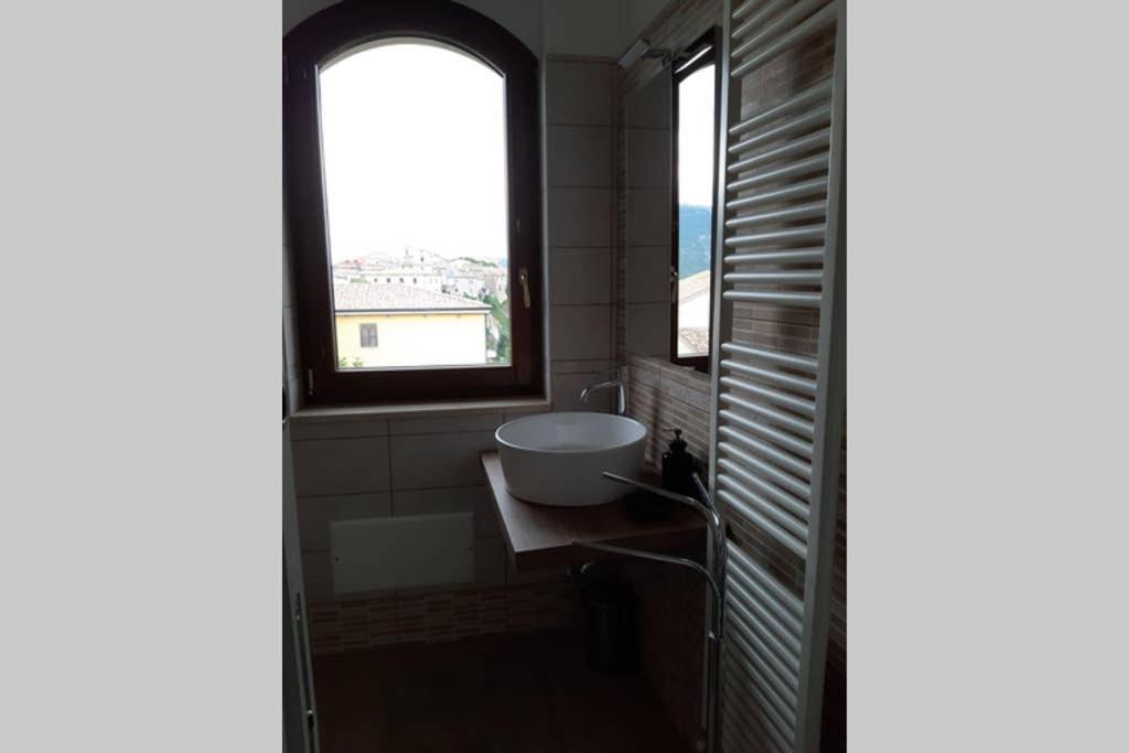 Al Colle Apartment Castel San Vincenzo Exterior photo