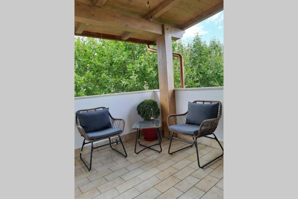 Al Colle Apartment Castel San Vincenzo Exterior photo